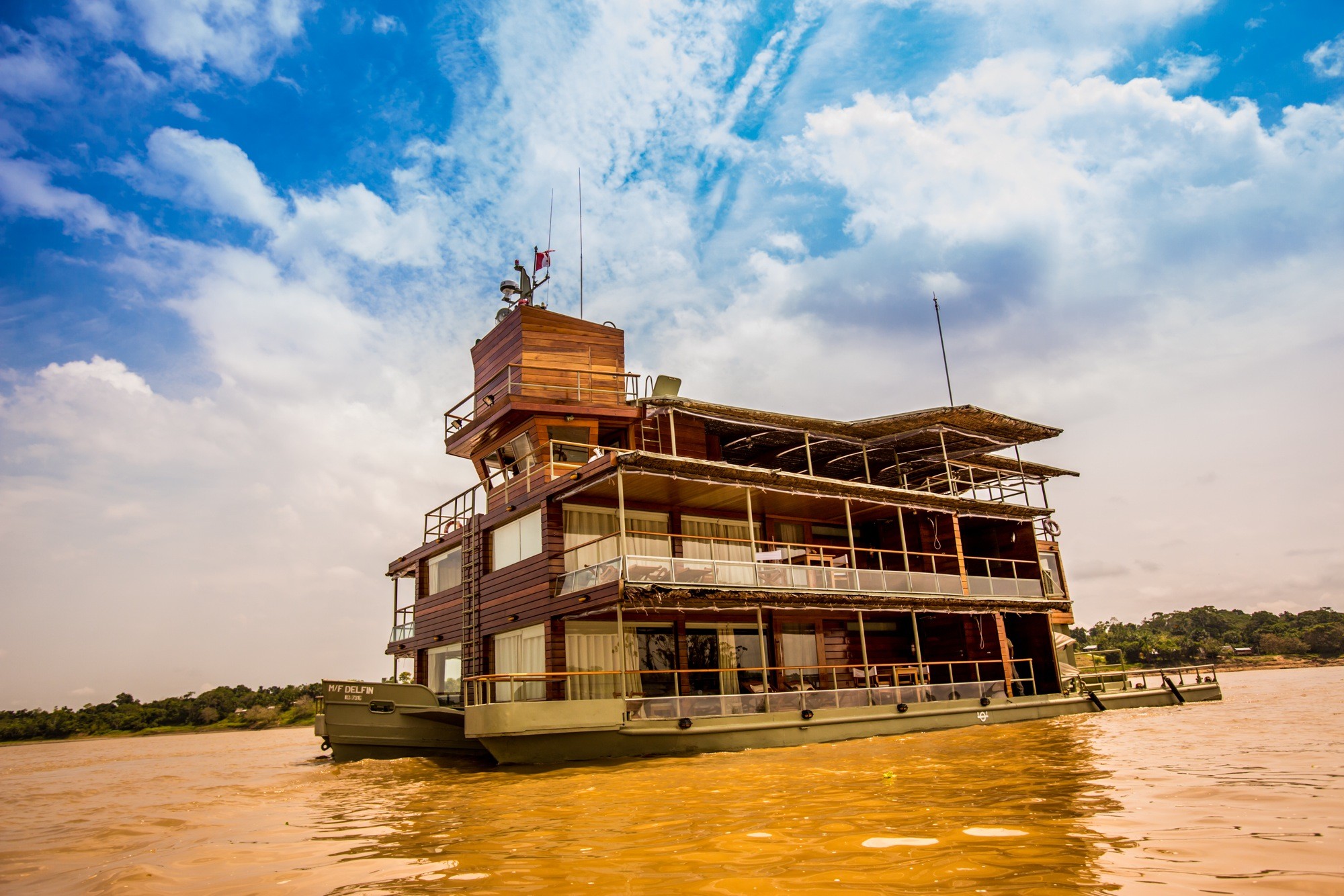 Amazon River Cruise Delphin Peru 